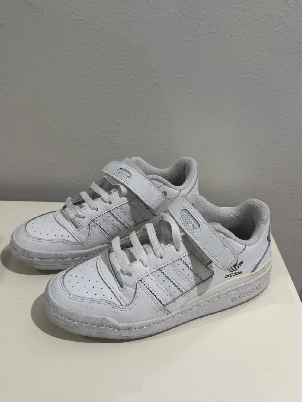adidas Forum Low White Sneakers
